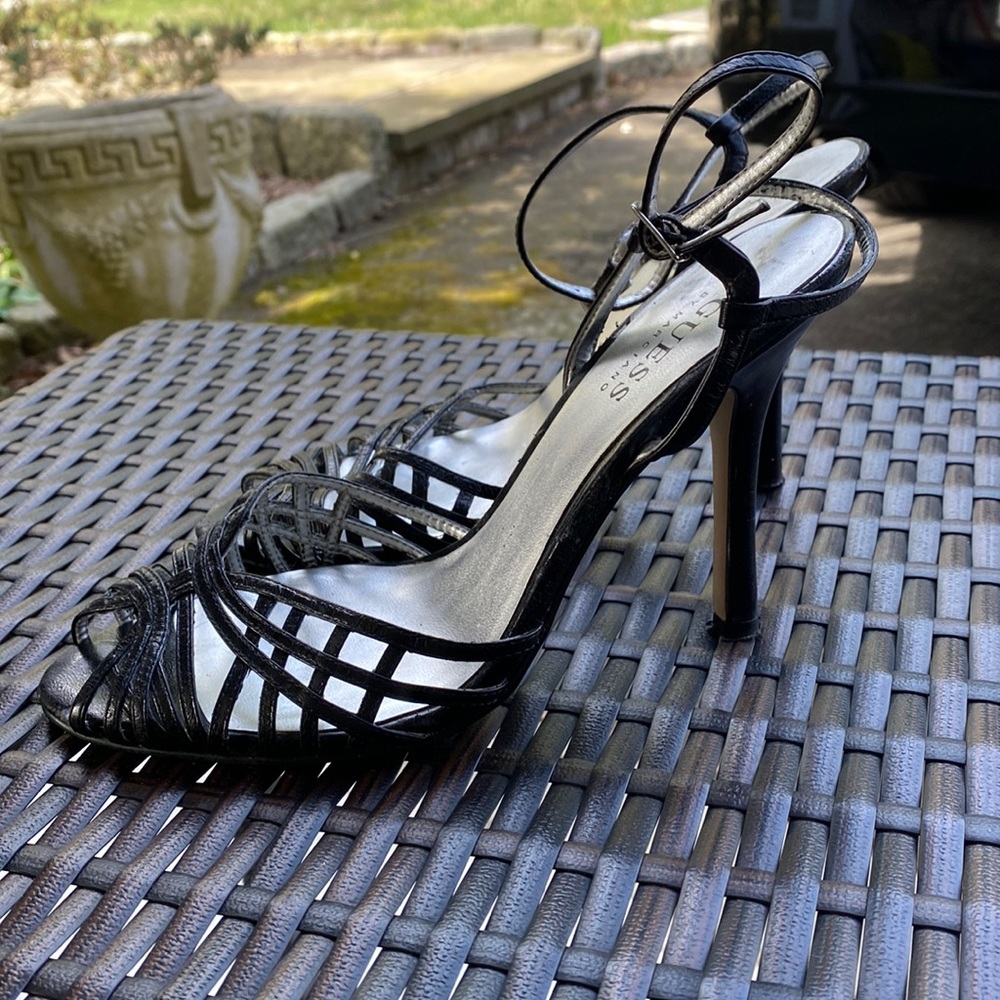 Guess heels snadals size 7 black leather